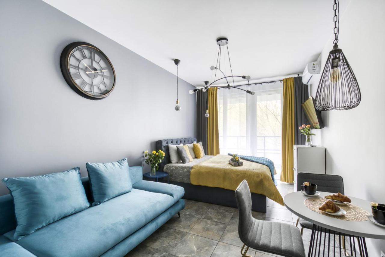 Stylowe Studio Krzemieniecka, Metro Slodowiec, Free Parking By Cosmo Spirit 바르샤바 외부 사진