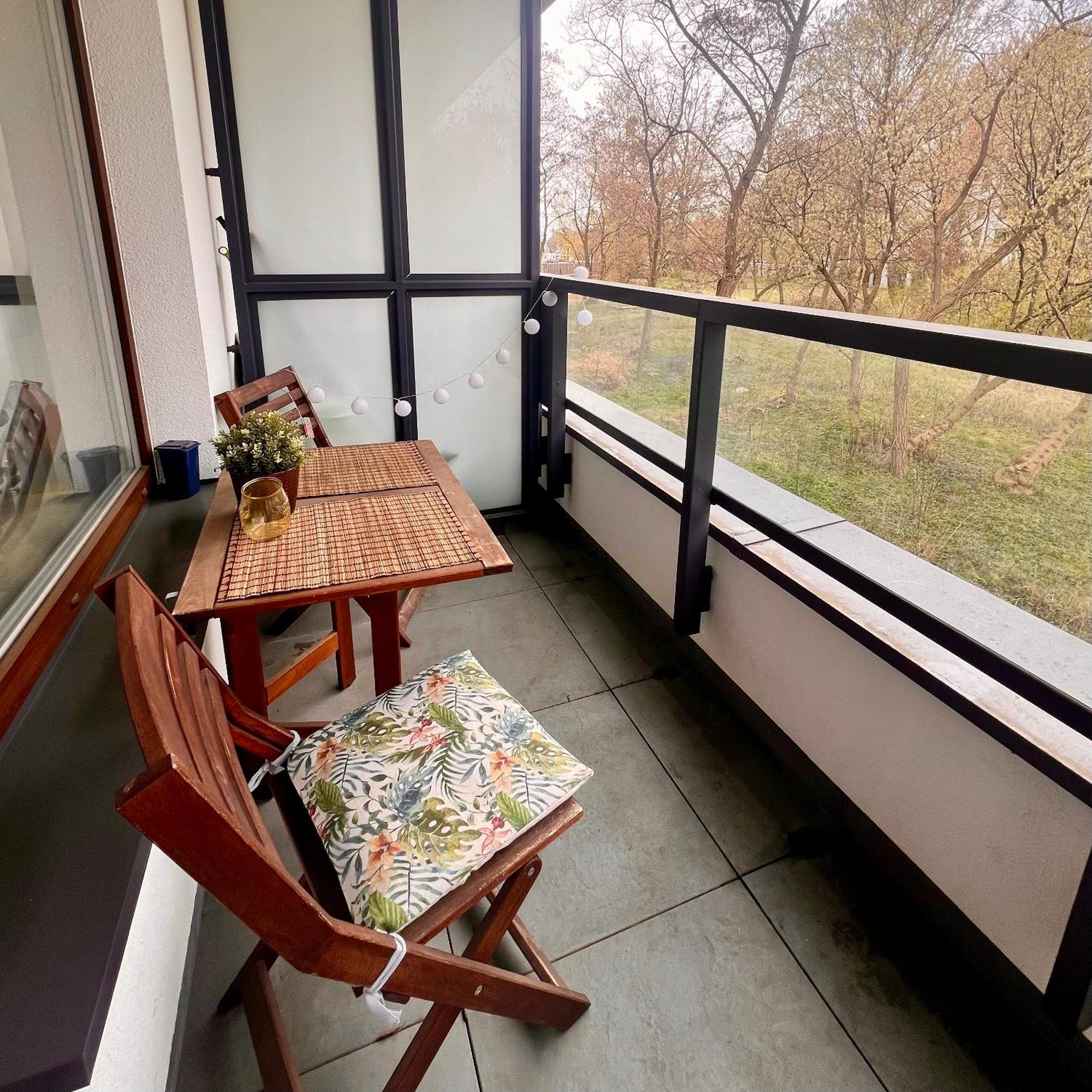 Stylowe Studio Krzemieniecka, Metro Slodowiec, Free Parking By Cosmo Spirit 바르샤바 외부 사진